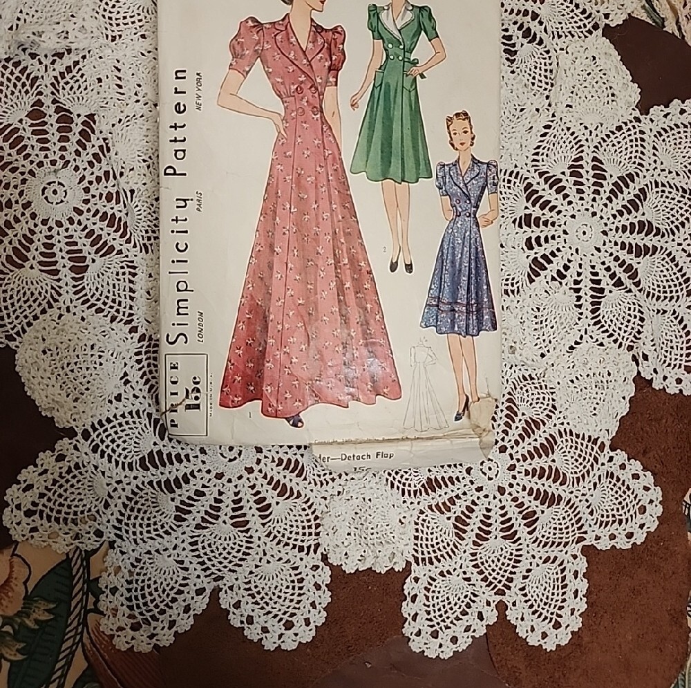 Pre WWII Women's Dress Sewing Patterns Bundle - Picture 5 of 12